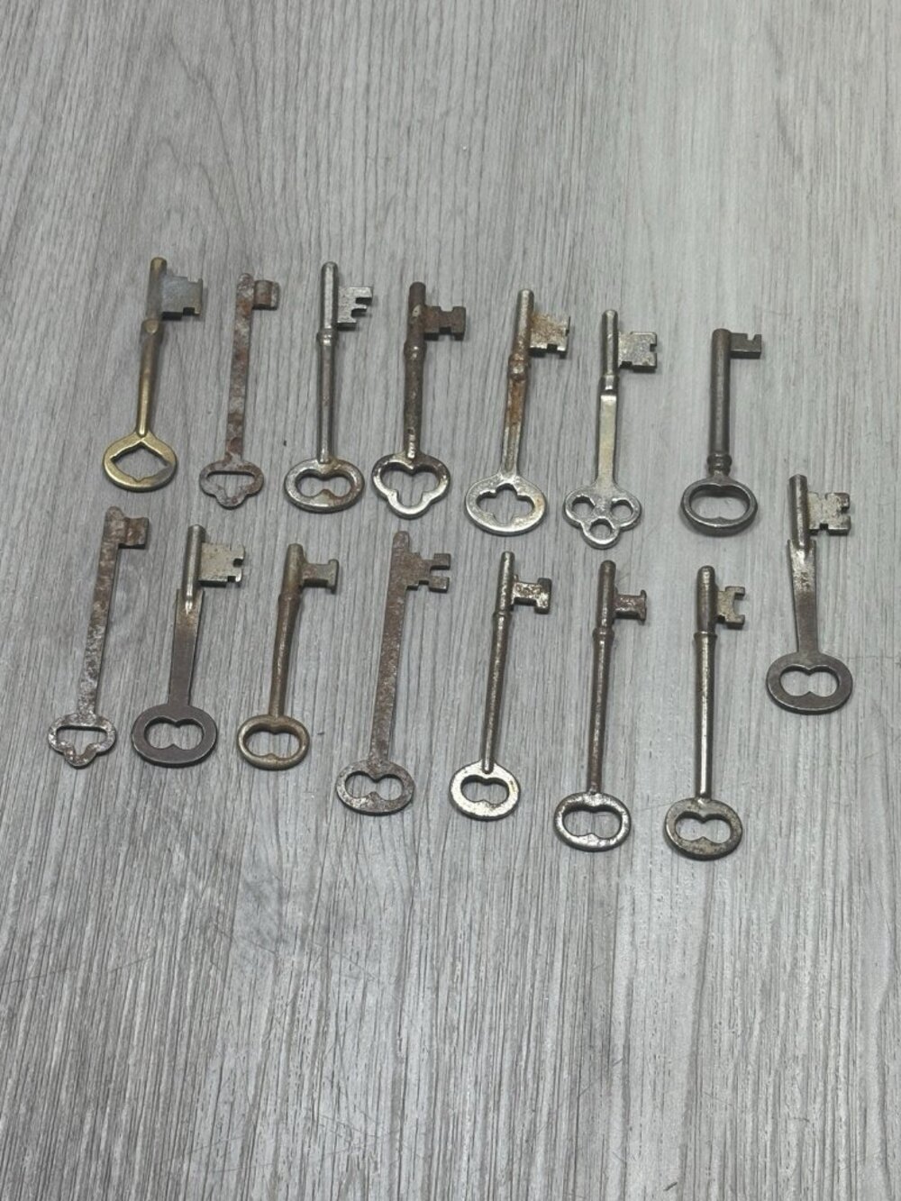 Lot of 15 Antique Skeleton Keys